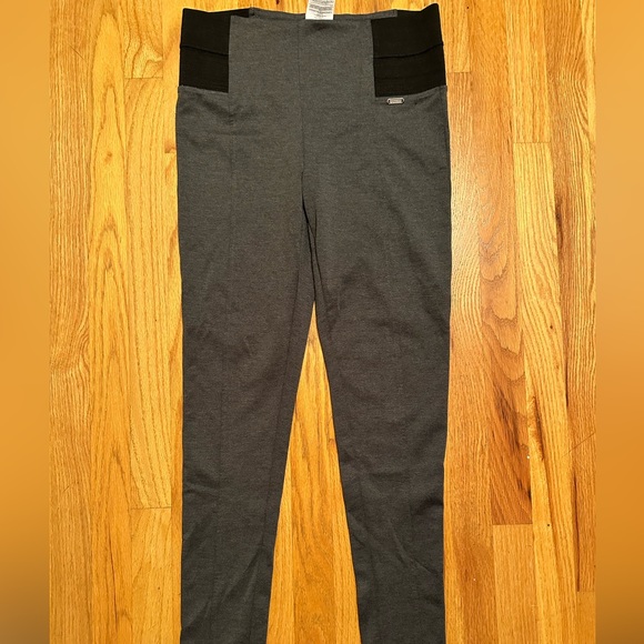 Guess Pants Used - Picture 2 of 2